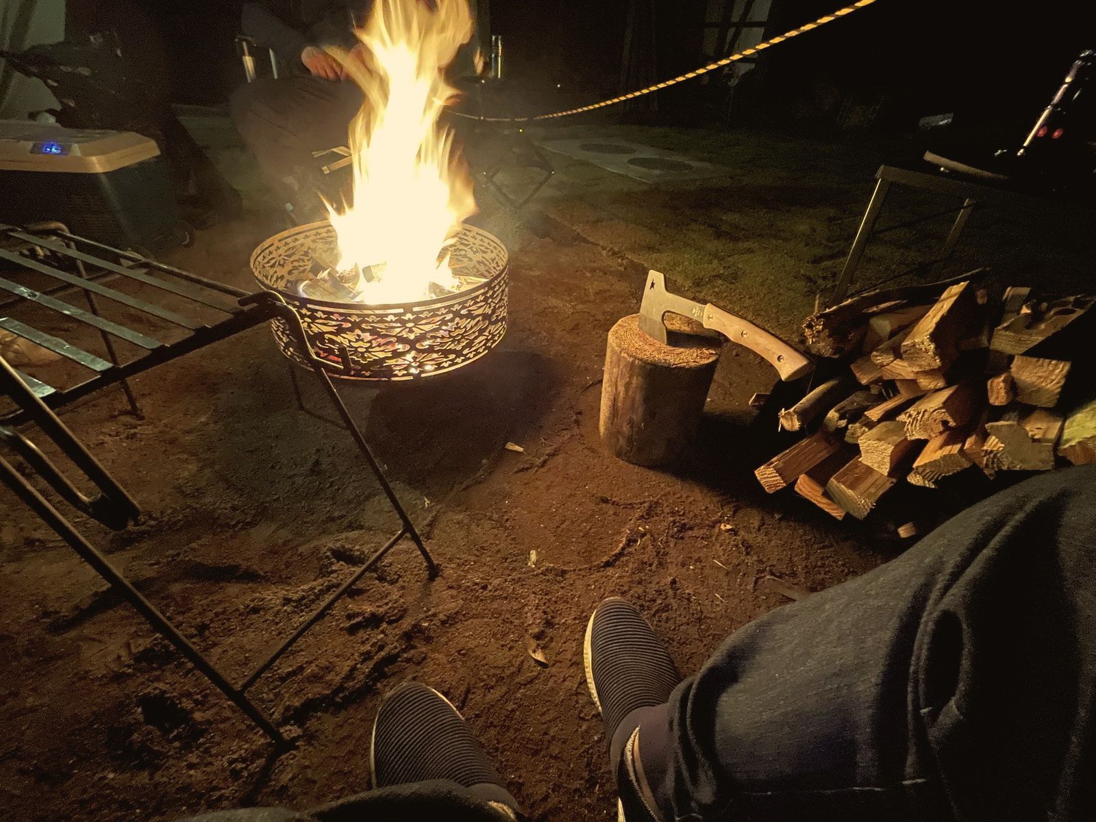 夜の焚き火