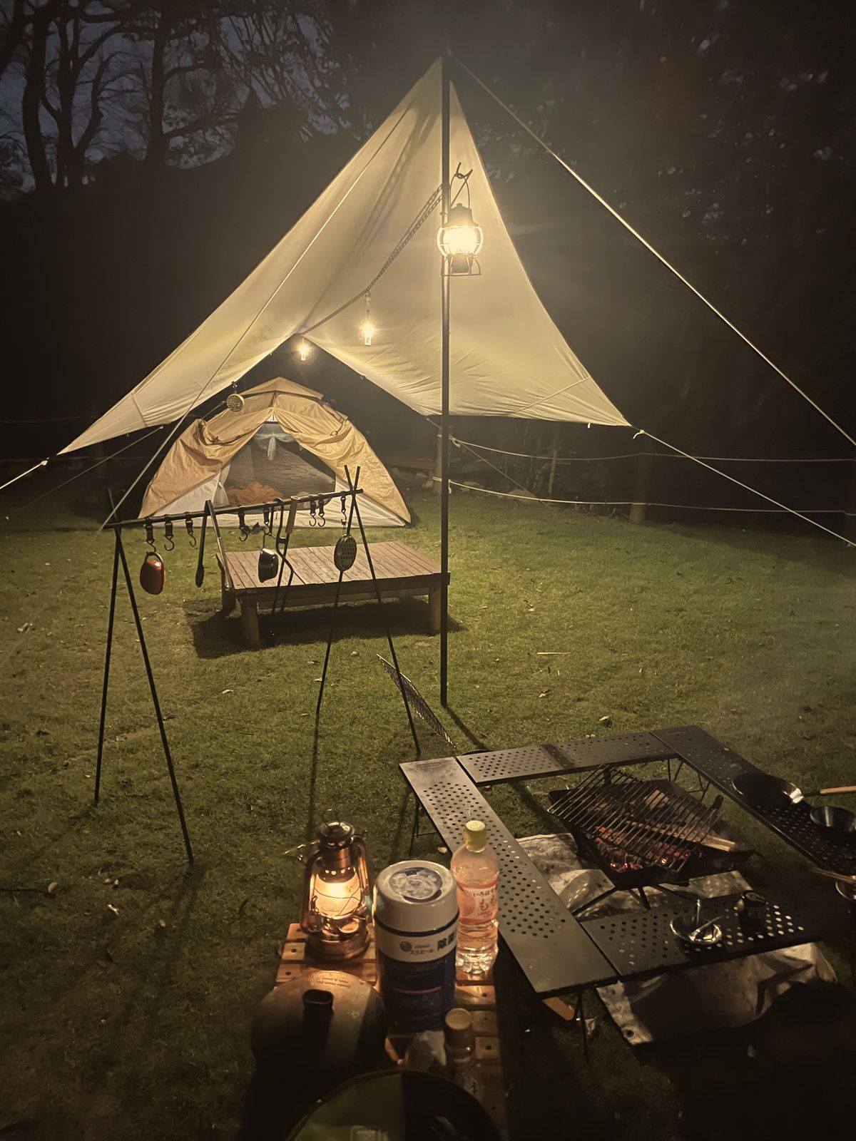 タープとテント、BBQの道具一式
